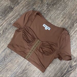 Brown crop top size medium